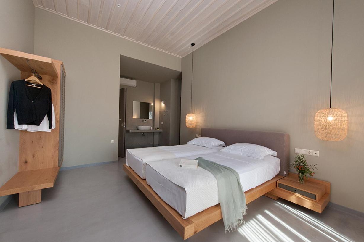 Diapori Suites Hotel Kardhamili Exterior foto