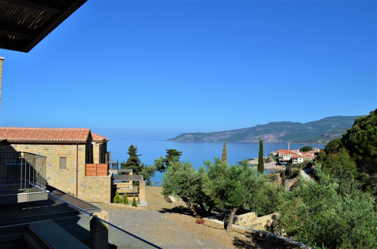 Diapori Suites Hotel Kardhamili Exterior foto